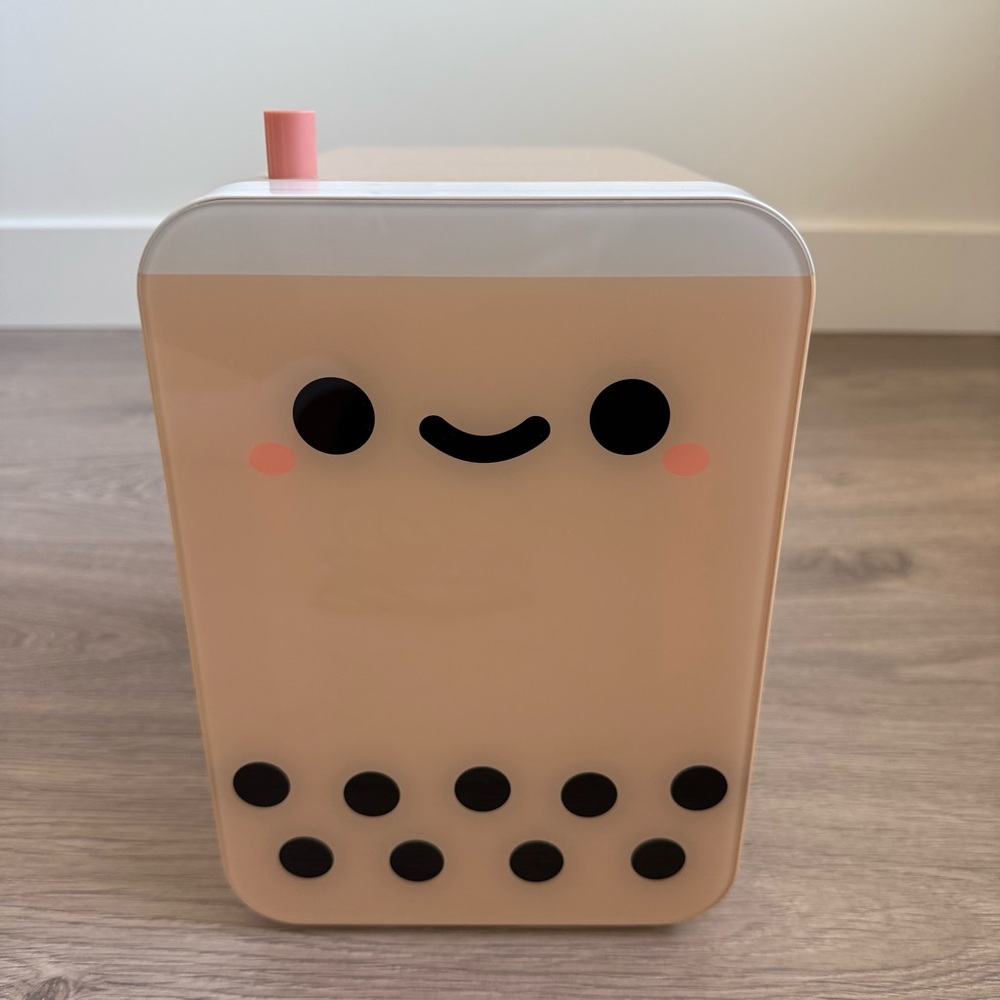 Smoko Pearl Boba Milk Tea Beauty Skincare Mini Mini Travel Refrigerator - 4L